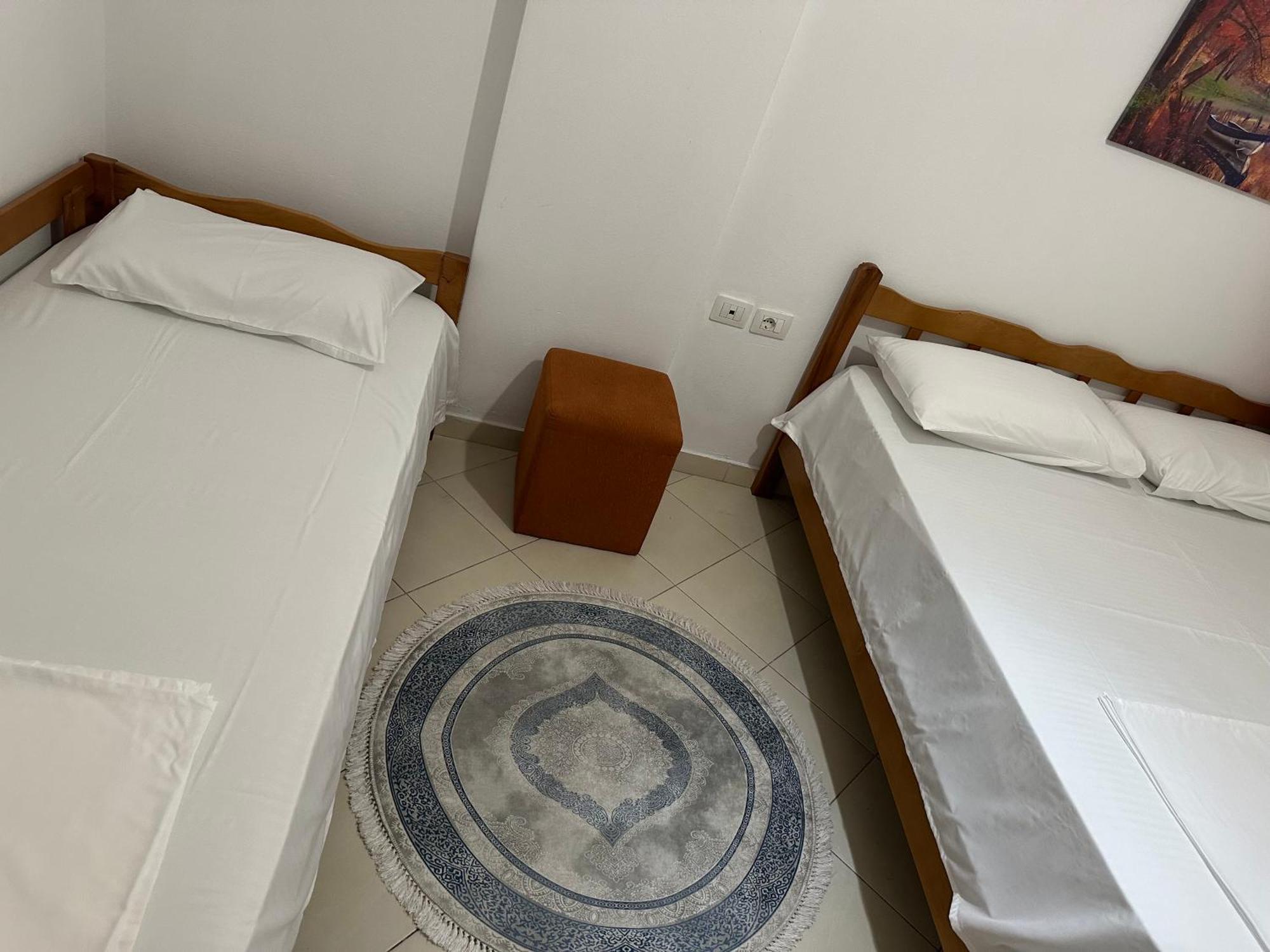 Dn Apartments Vlorë Buitenkant foto