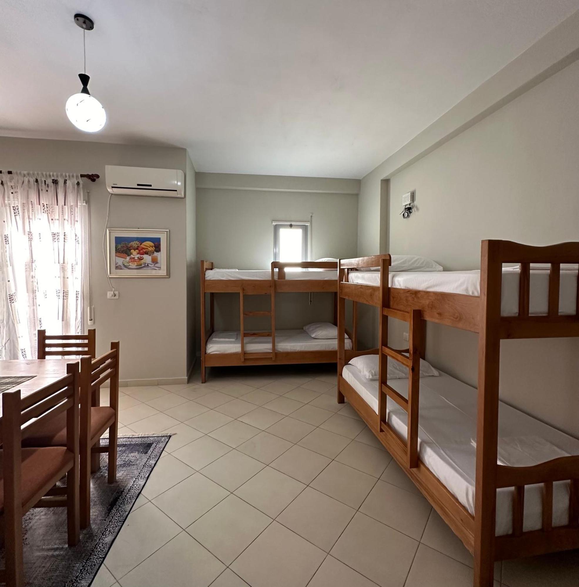 Dn Apartments Vlorë Buitenkant foto