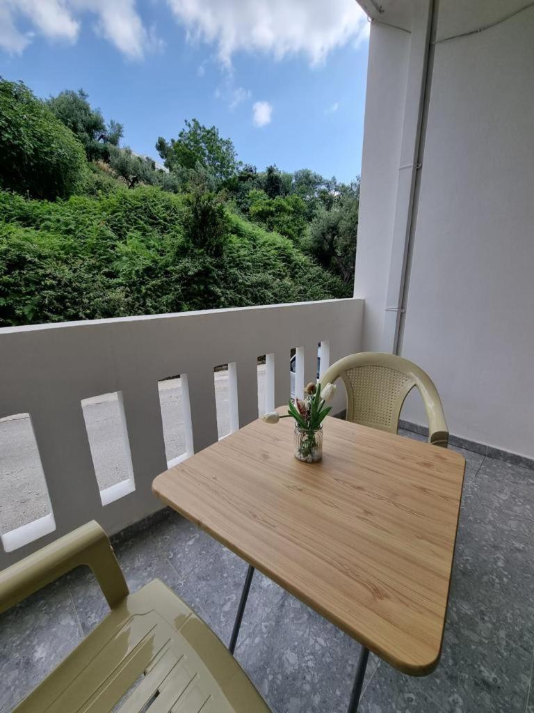 Dn Apartments Vlorë Buitenkant foto