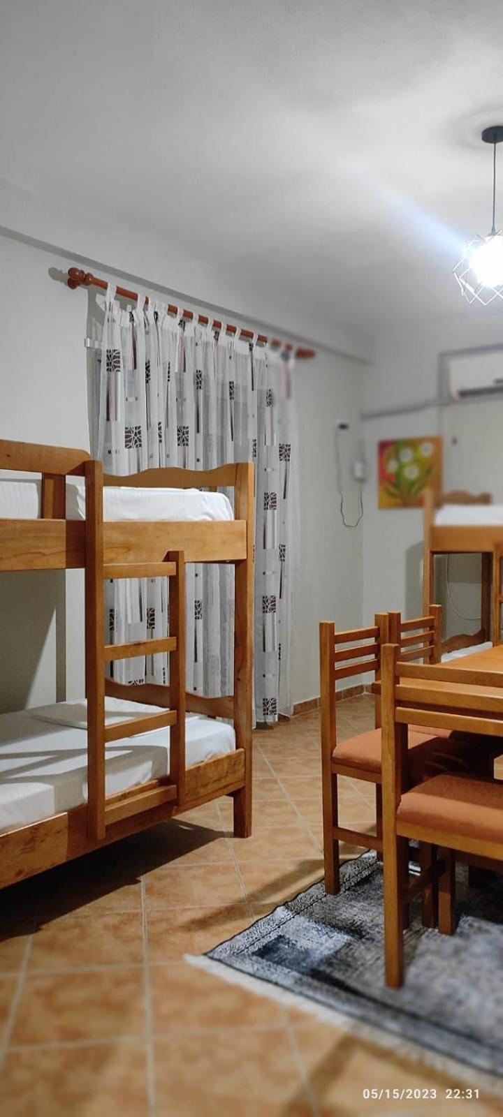 Dn Apartments Vlorë Buitenkant foto