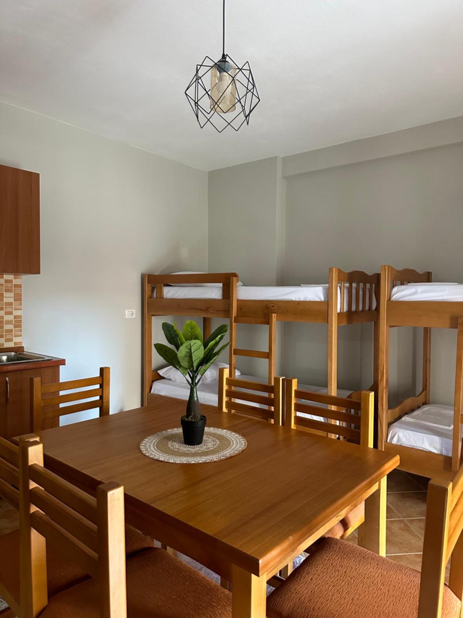 Dn Apartments Vlorë Buitenkant foto